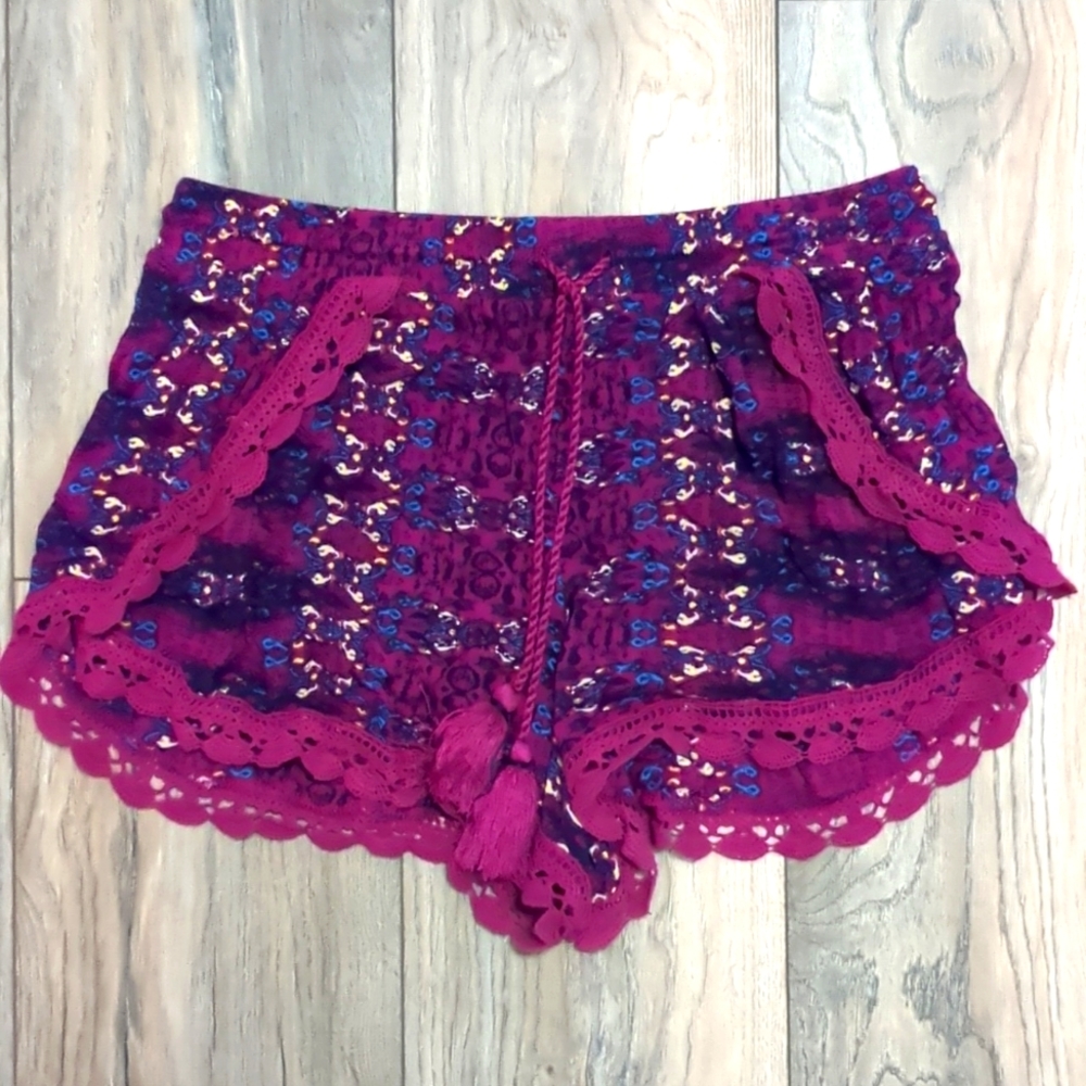 Crochet shorts with tassels